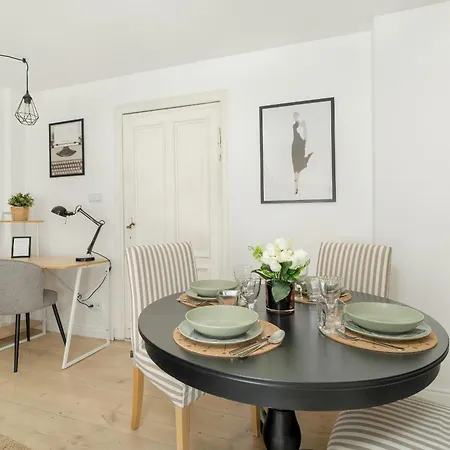 Sweet Blisko Starego Miasta By Renters Apartment Poznan